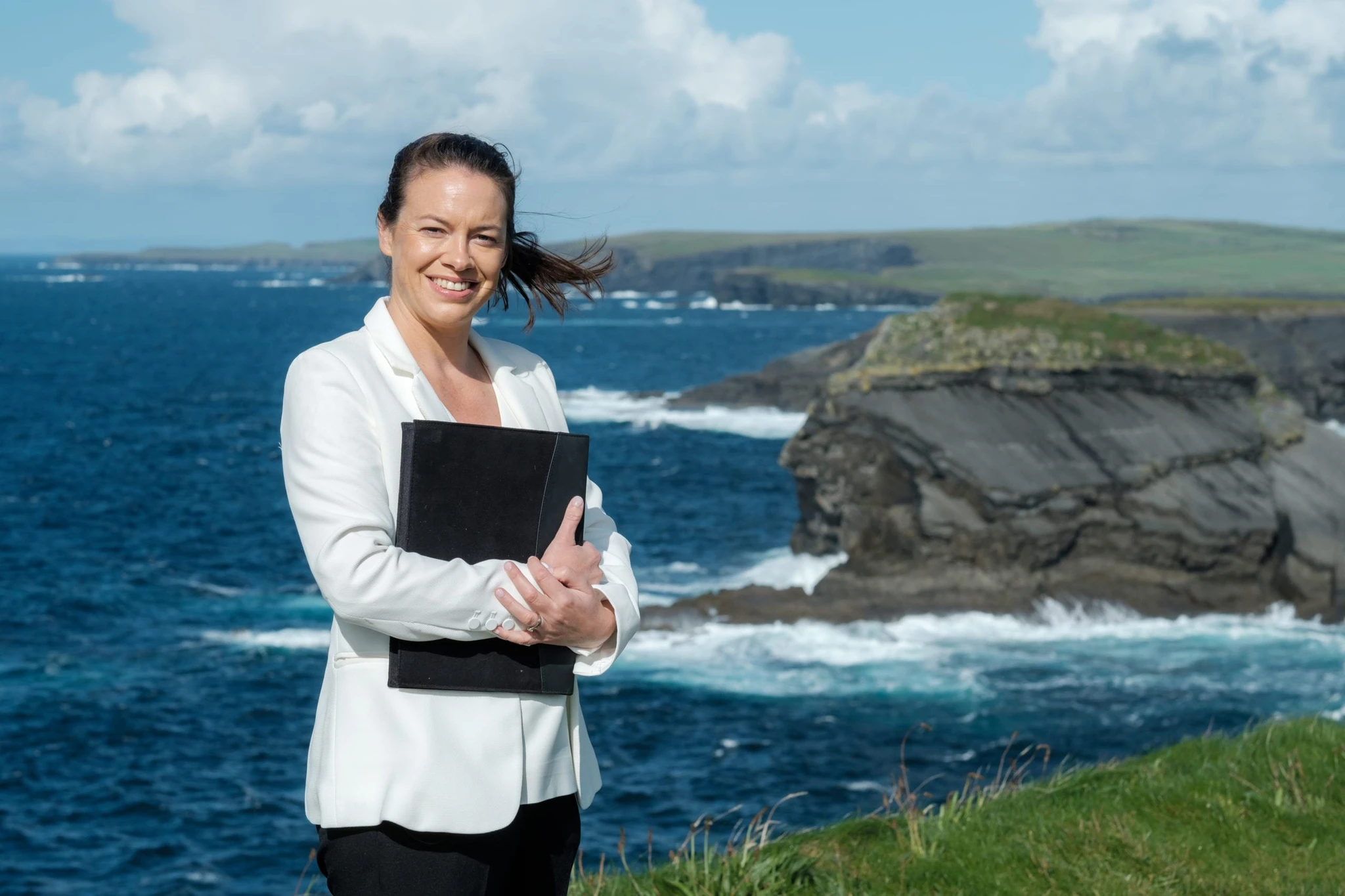 Coastal Ceremonies - Celebrants Collective Wedding Celebrant by Moher Cliffs